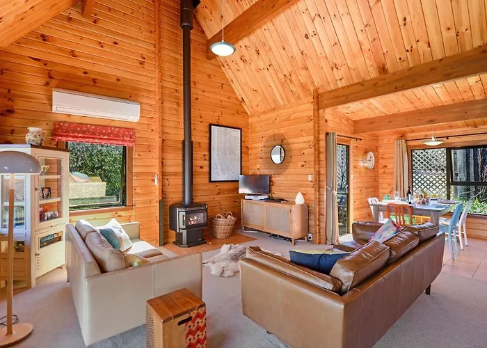 Lavender Cottage - Hanmer Springs Holiday Home